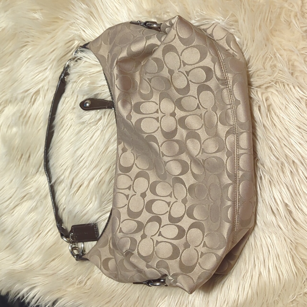 Coach Signature Beige and Brown Shoulder Bag - Picture 4 of 8